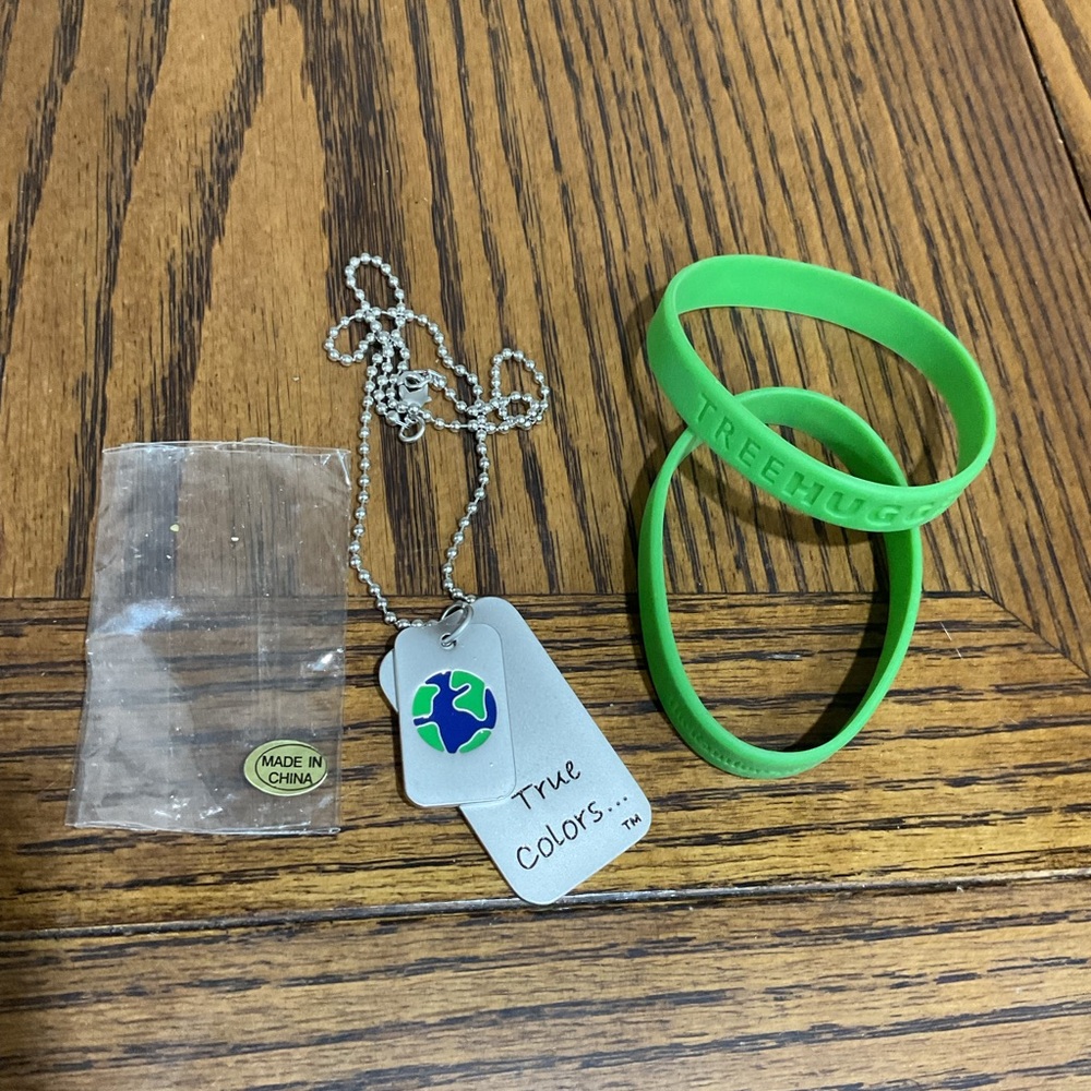 Green Tree Hugger Bracelet and Rain Forest Necklace Set
